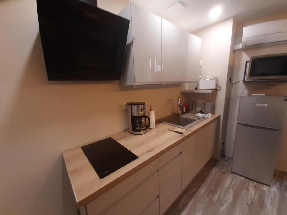 APT T2 COSY de 40 à 50 M2 Idéal pour un déplacement PRO  Les IRIS Bourg-Saint-Andéol Esterno foto