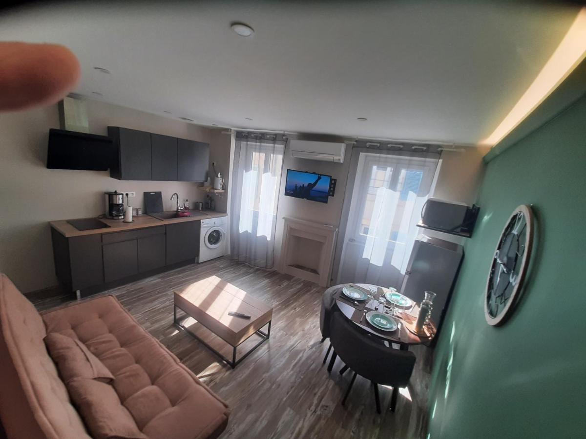 APT T2 COSY de 40 à 50 M2 Idéal pour un déplacement PRO  Les IRIS Bourg-Saint-Andéol Esterno foto